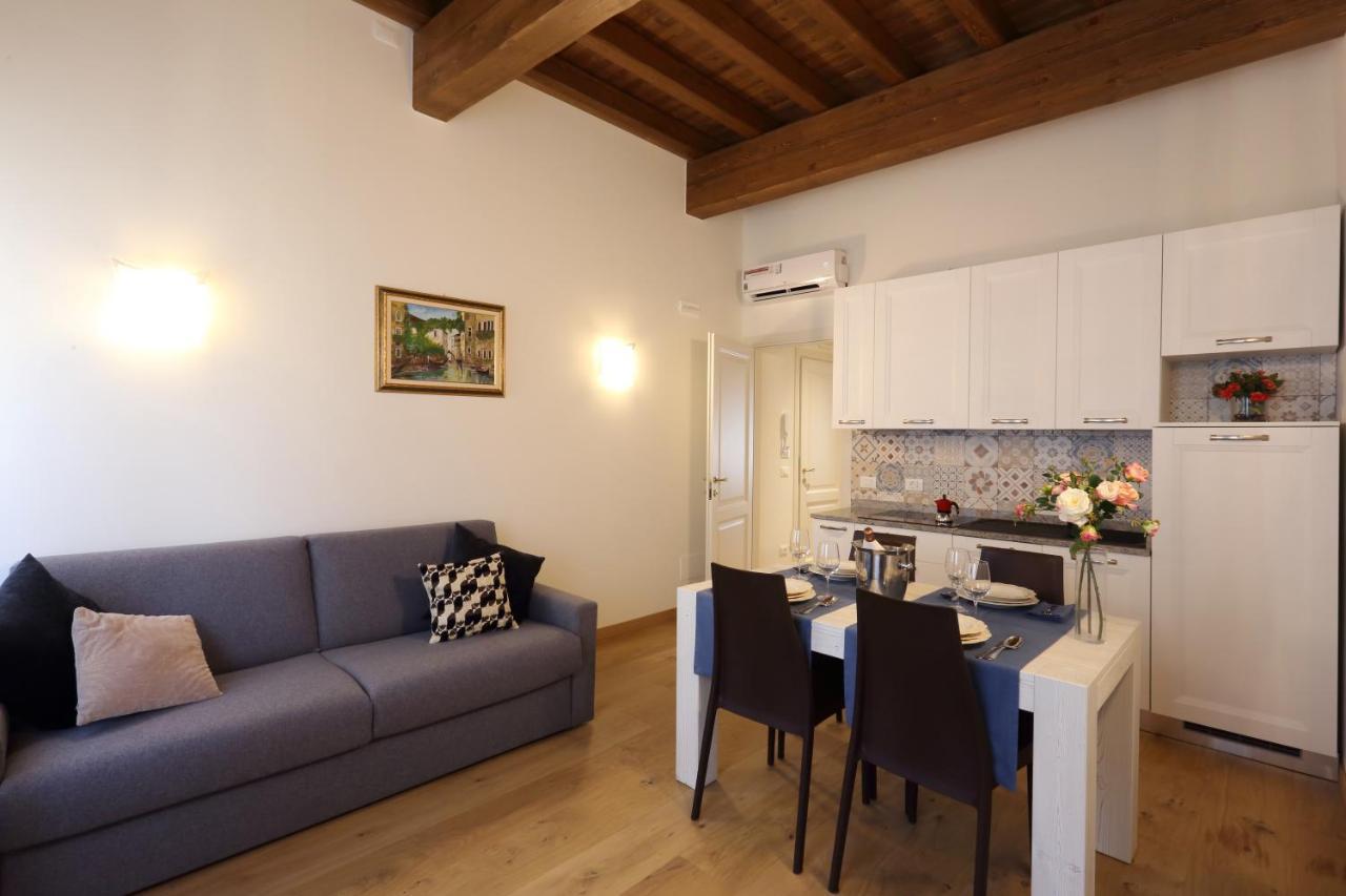 Ca' Del Pittor Apartments - Tiziano เวนิส ภายนอก รูปภาพ